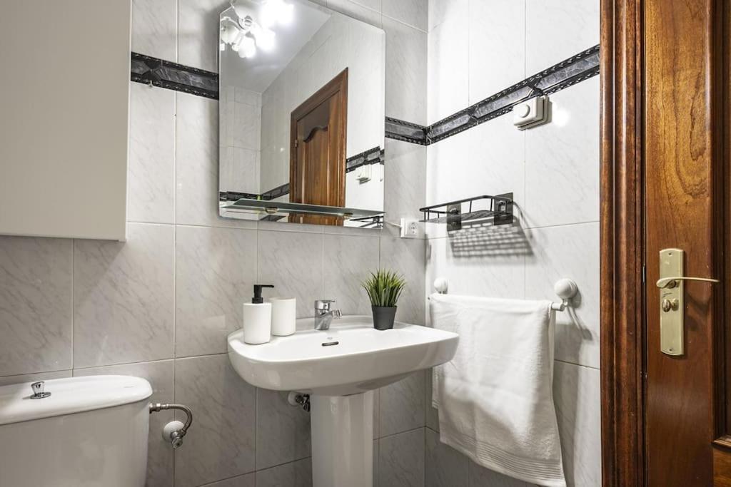 Apartamento La Plazuela 希洪 外观 照片